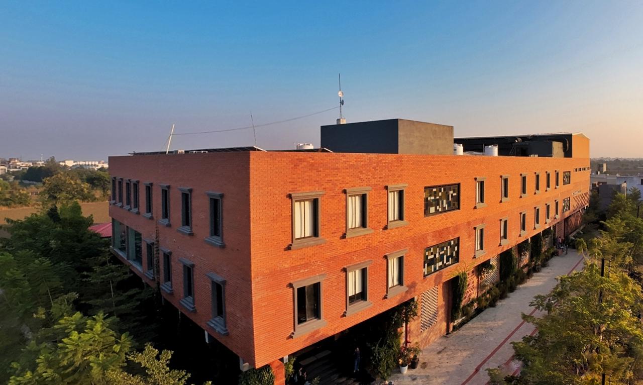 Artemisia College